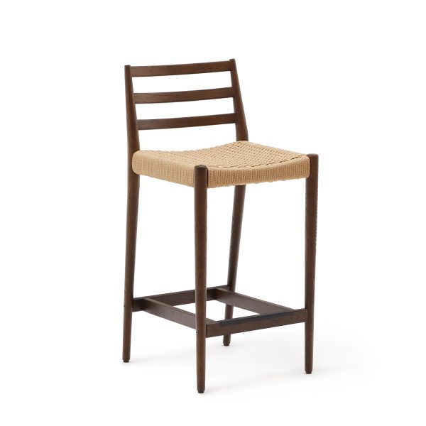 KAVE HOME Analy barstol, m. ryglæn og fodstøtte - natur papirsnor og valnøddefarvet egetræ (70cm)
