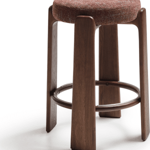 Barstol uden ryglæn Kave Home Granite, brun chenille, massivt asketræ stel, sædehøjde 75 cm